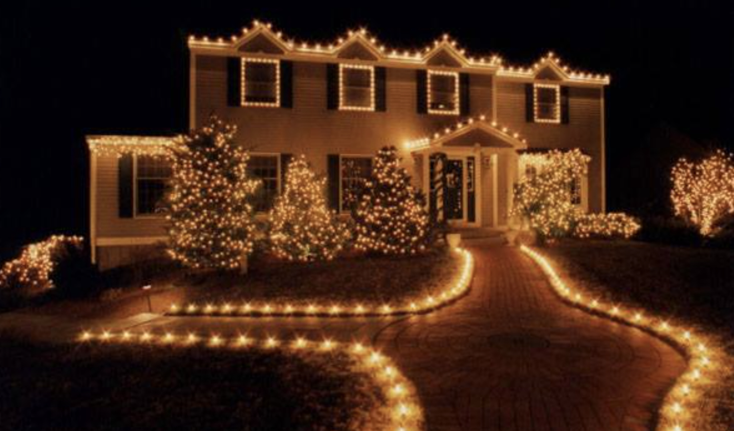 this image shows Garland Christmas lights in Carmichael, CA