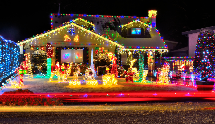 christmas-lights-Carmichael this image shows Christmas lights in Carmichael, CA